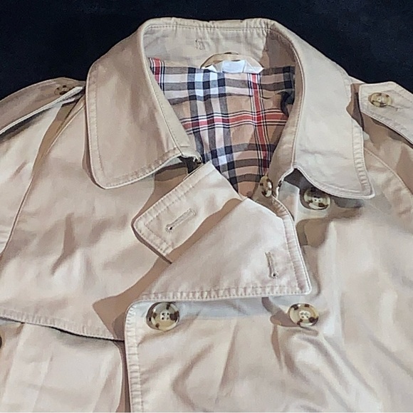 Vtg 40 L Beige Double Breasted Trench Coat Plaid Lining Made In Poland - Picture 2 of 12